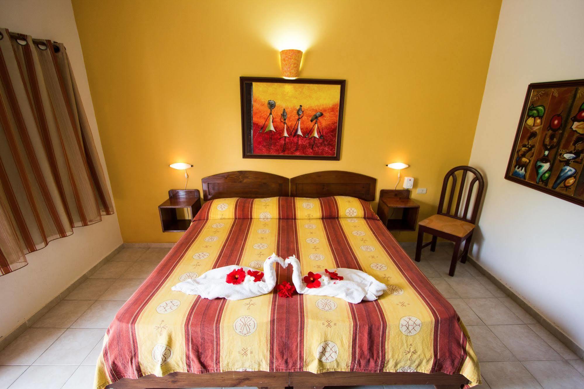 Soficu Hotel El Eden Dominicus 巴亚希贝 外观 照片